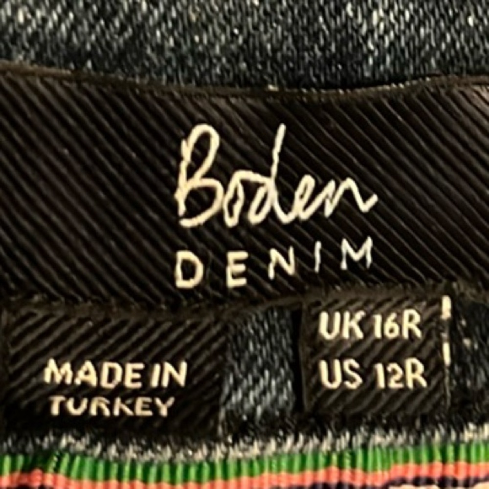 BODEN Denim, 99% Cotton, 4-Pocket, Mini, Belt Loops Skirt, Size 12R - Picture 4 of 6